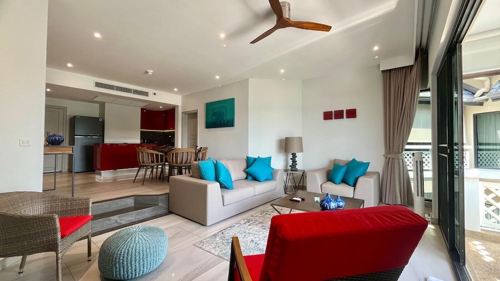 Luxury Seaview 6 Bedrooms With Infinity Pool Villa, Private Gym, Superfast Wifi