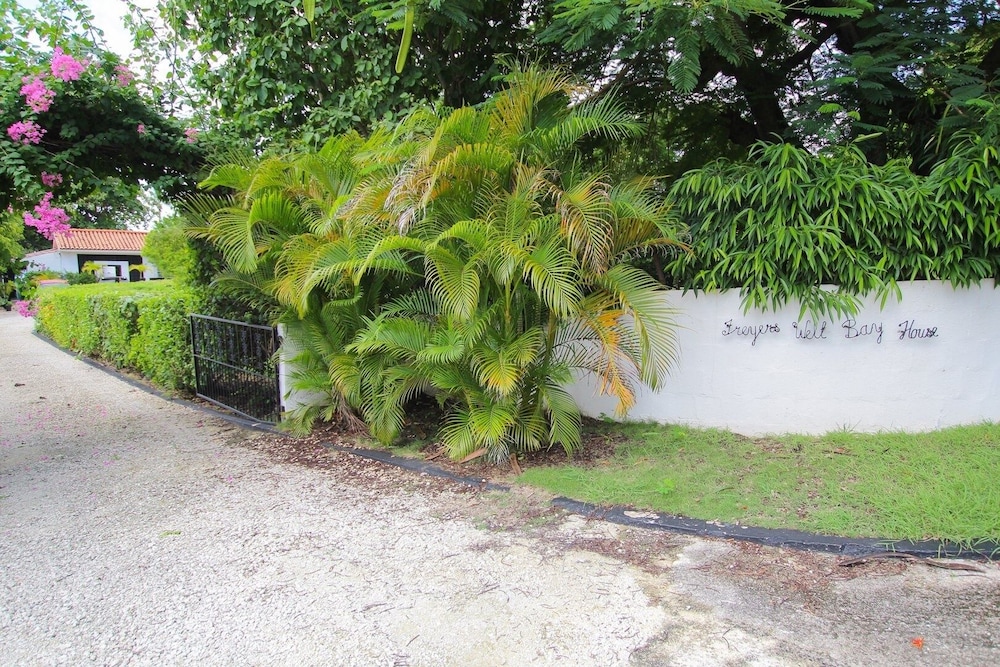 Secluded Beachfront Villa with Large Pool and Gardens - Fryers Well Bay by BSL Rentals