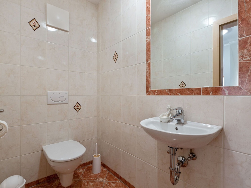 Apartment in Kaprun Near Ski Slopes