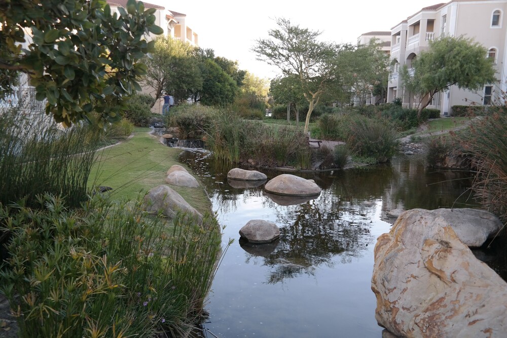 Bougain Villas Apartments