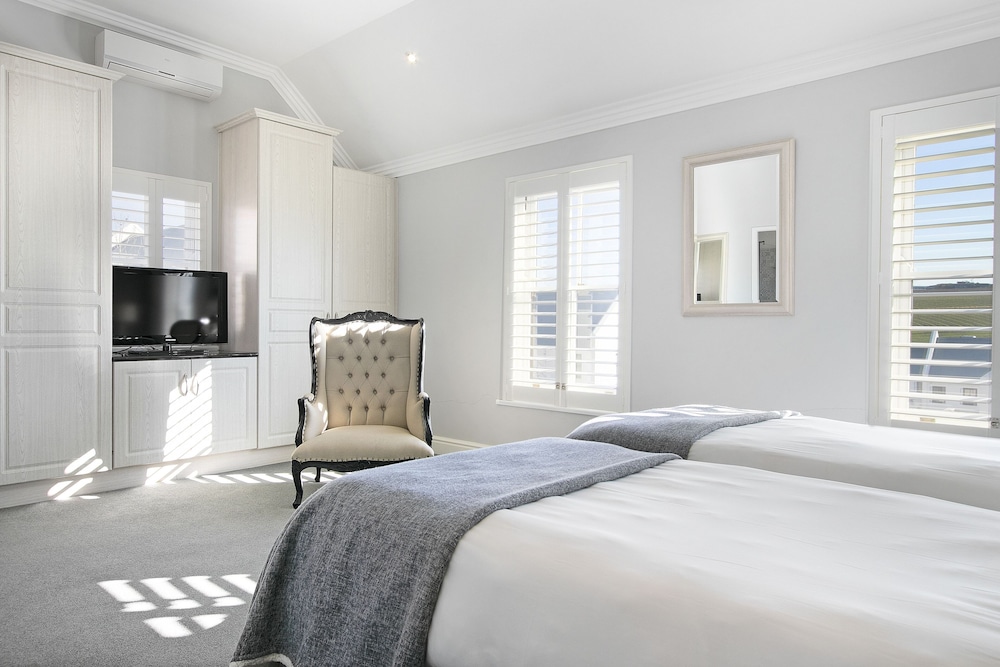 Winelands Golf Lodges at De Zalze