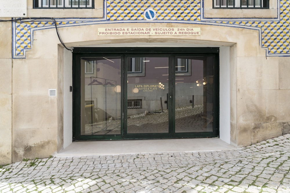 Lapa Diplomatic Flat 0 3 by Feel Lisboa