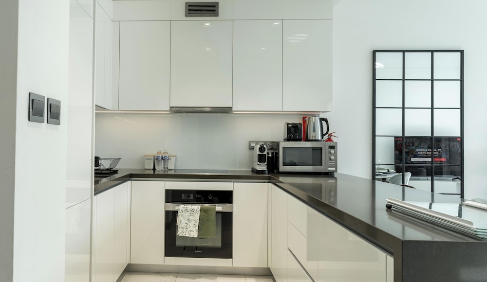 Manzil - Lux 1BR minutes to Dubai Mall