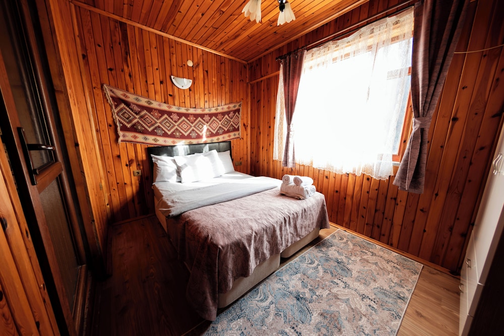 Abant Barış Pension
