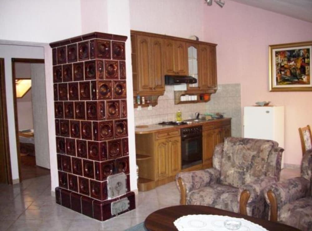 Apartments Miloš