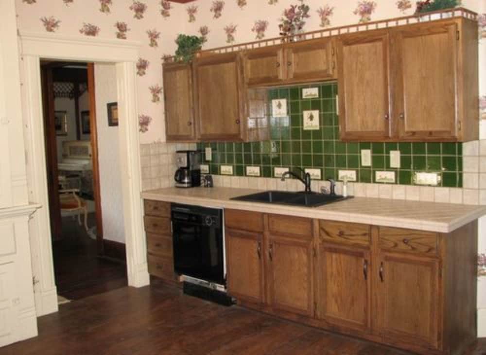 Historic Philip Houston House - Property Image 12