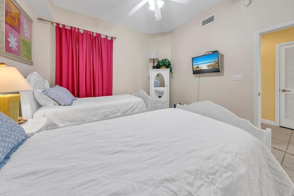 Grandview East 1401