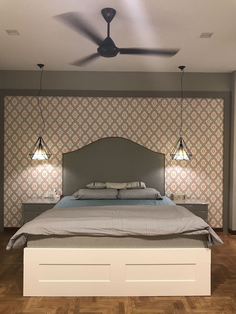 Designer Home at Tanjung Tokong photo 6