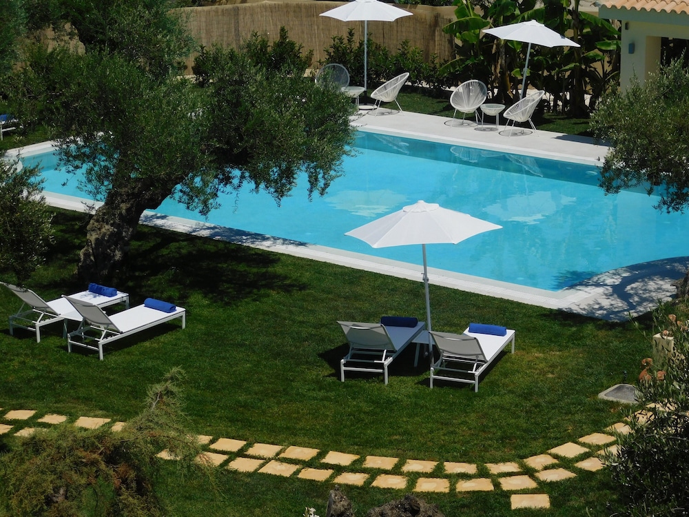 Orea Superior Rooms