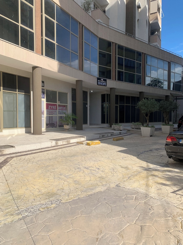 Rezidenca Shopi Apartments