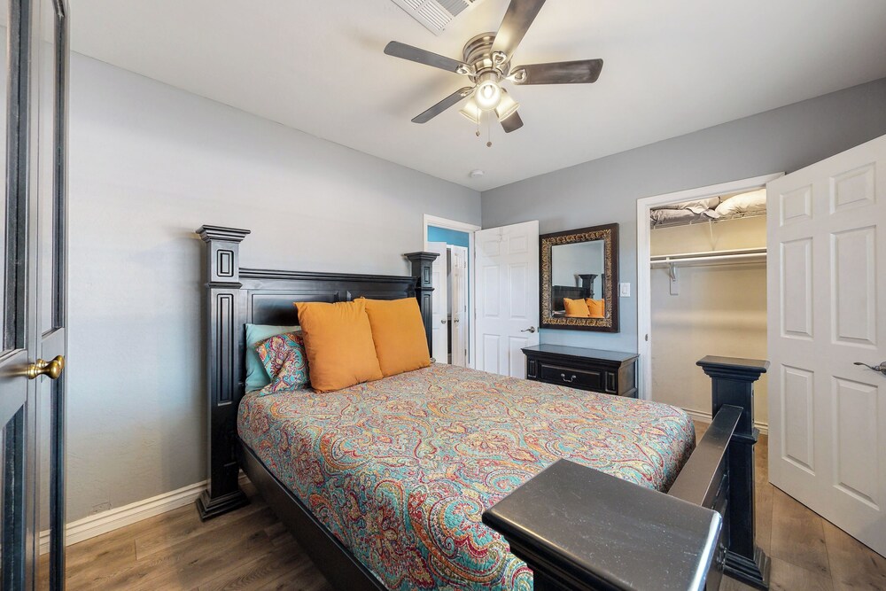 Home in Great Location - AC, W & D, Dog Friendly