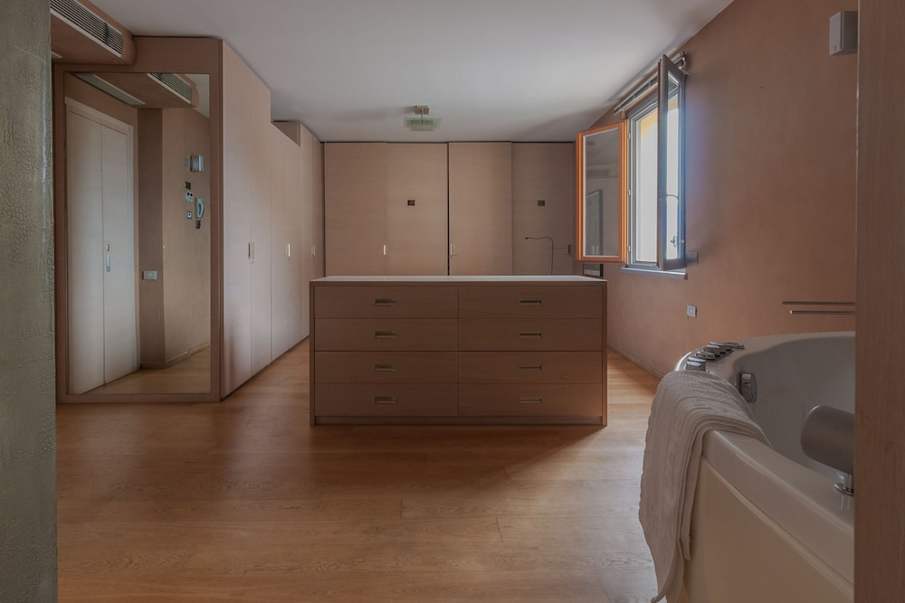 Fontana Penthouse in Fiumelatte