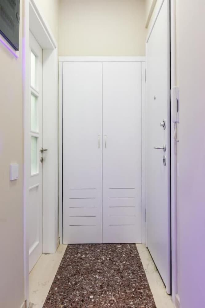 Luxury B by OTOTO