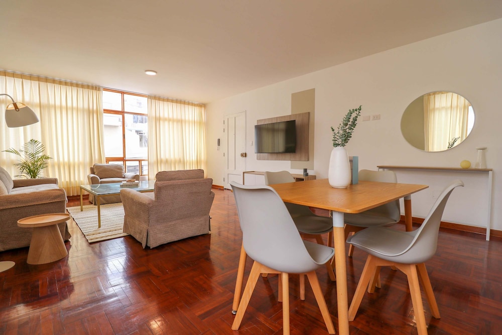w Comfy 2BR w Lovely Deco in Miraflores