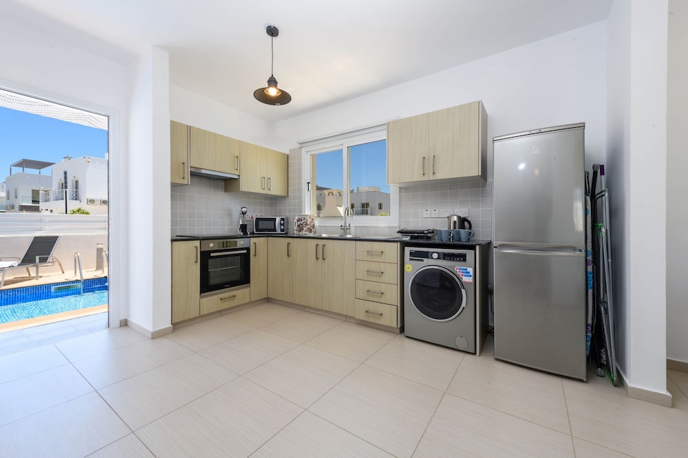 Nissini Villa 4 in Ayia Napa