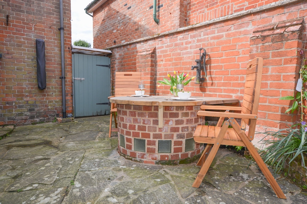 Chapel Cottage, Newbourne