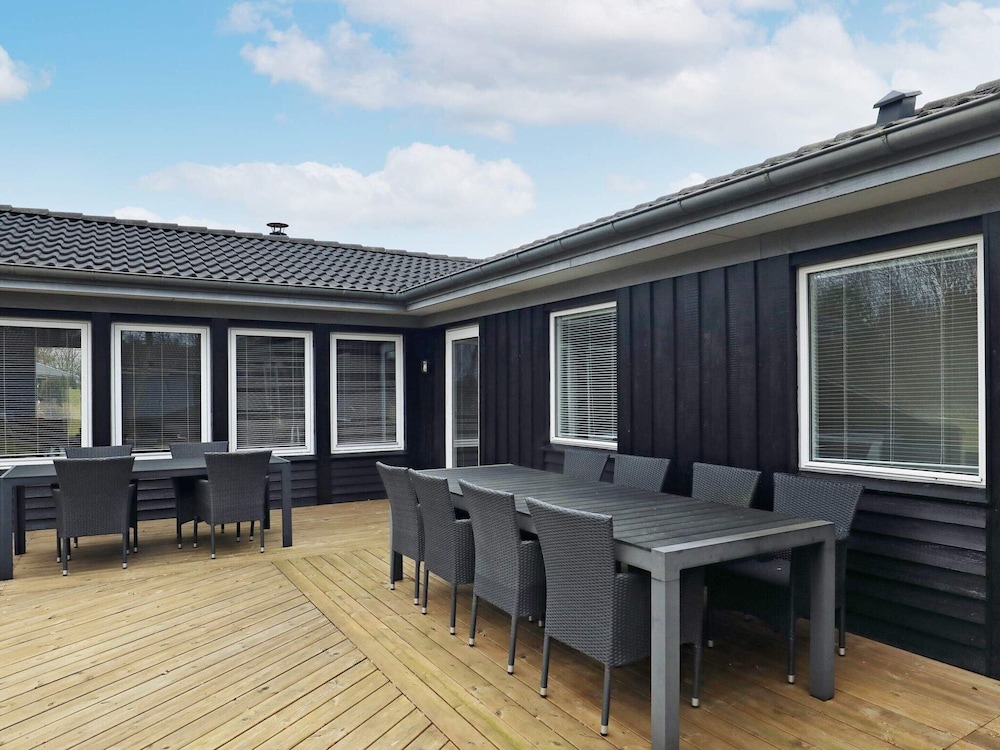 8 Person Holiday Home in Hals view 2