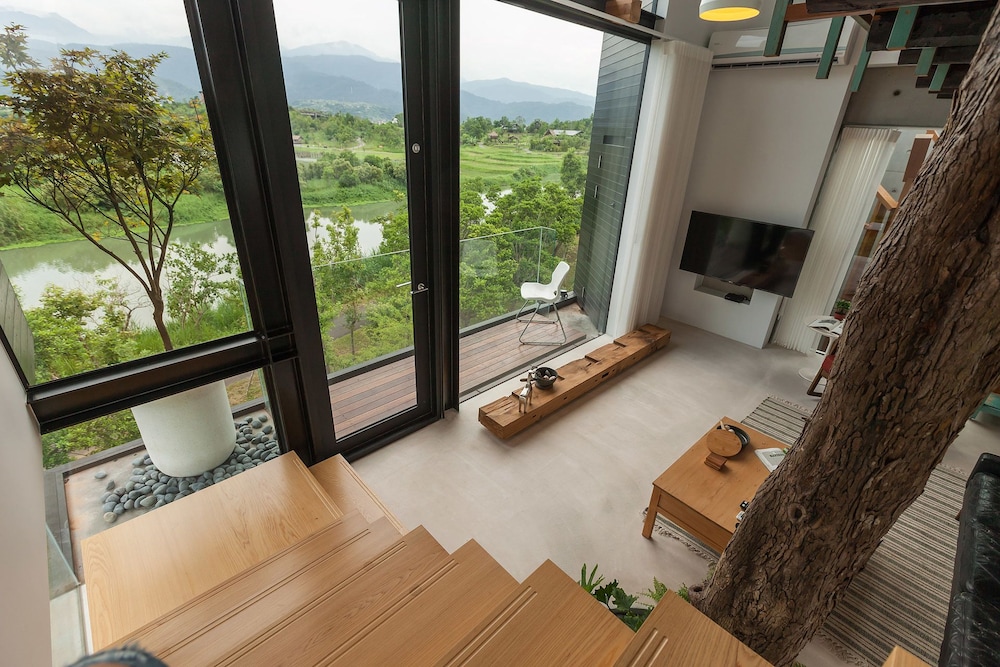 Juststay