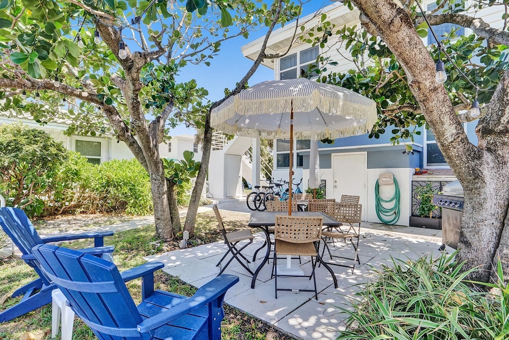 Marine Villas 5 in Hollywood
