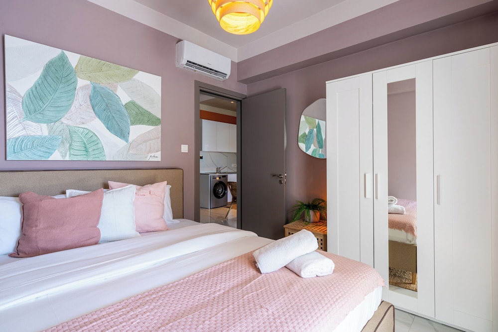 Sundrop 1-Bedroom Apartment in Larnaca