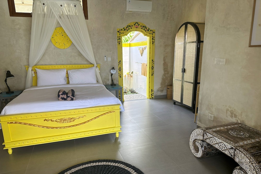 Devi's Place