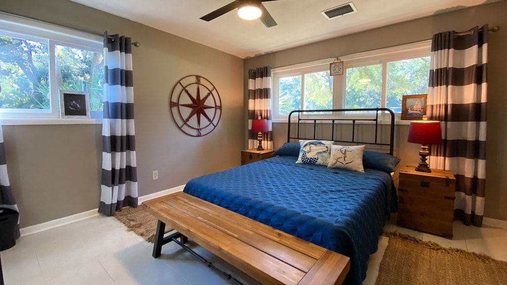 Cuddlefish 4 Bedroom Home view 4