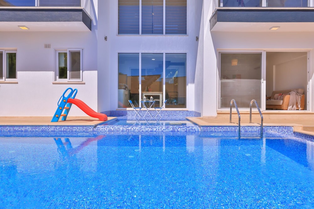 Nergiz Villas