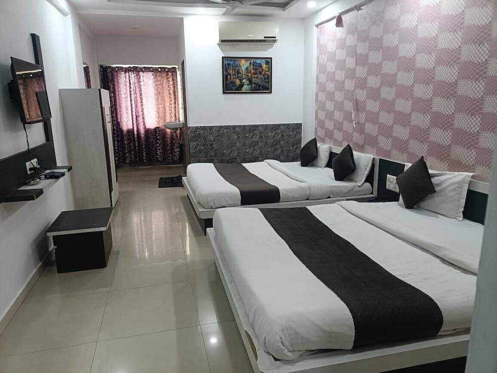 HOTEL PHILIPS
