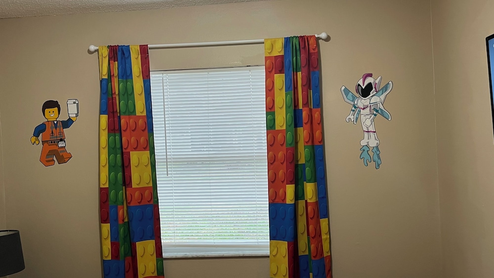 BlockHaven near Legoland & Disney