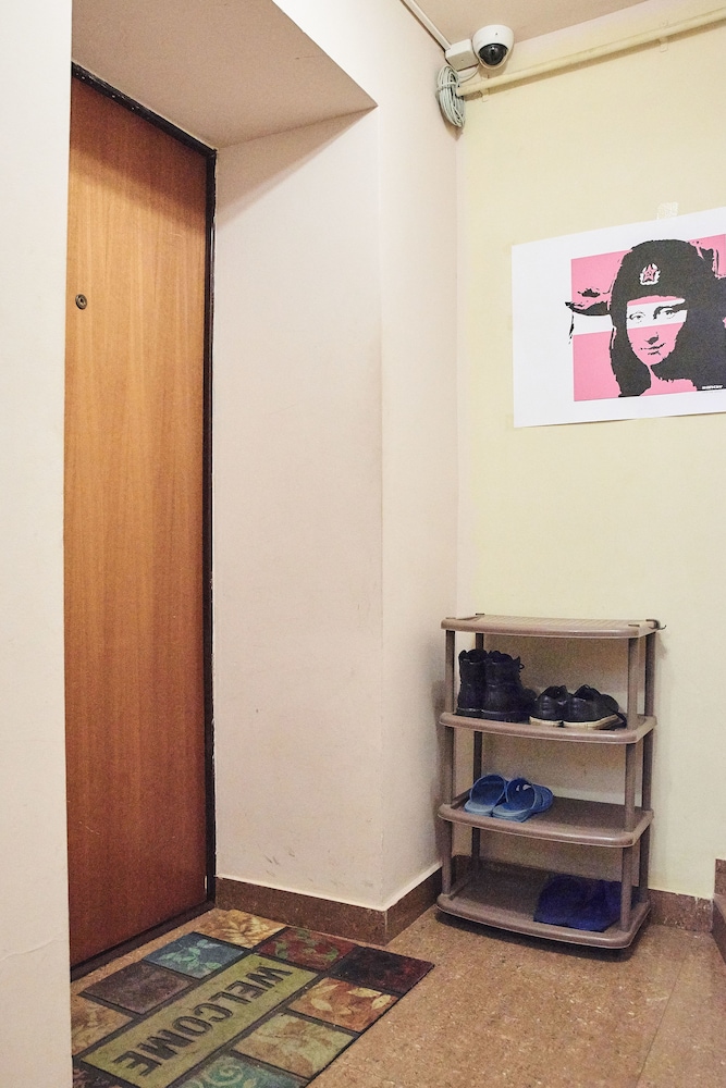 HotHos Hostel