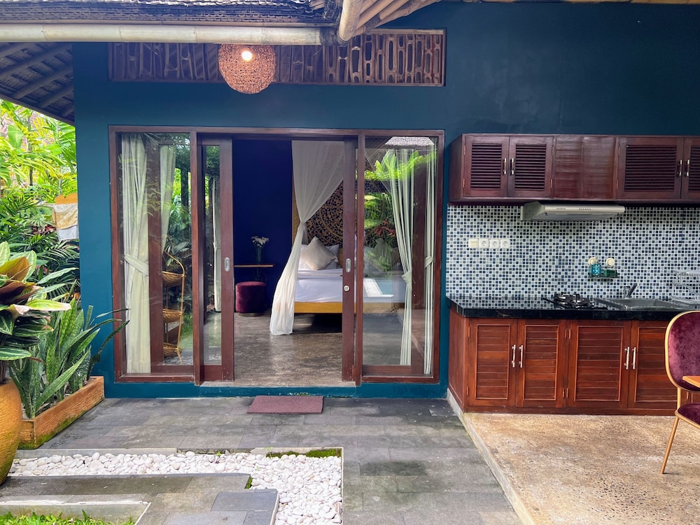 Joyously Raw Villas