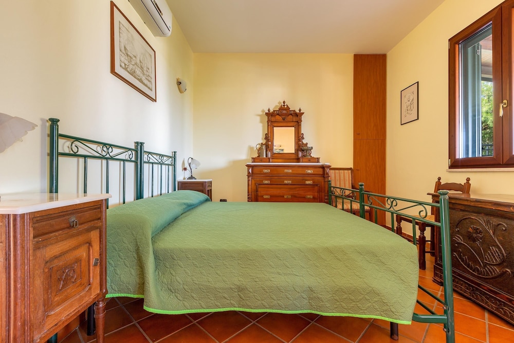 1929 Villa Simona en Ugento — hotel room