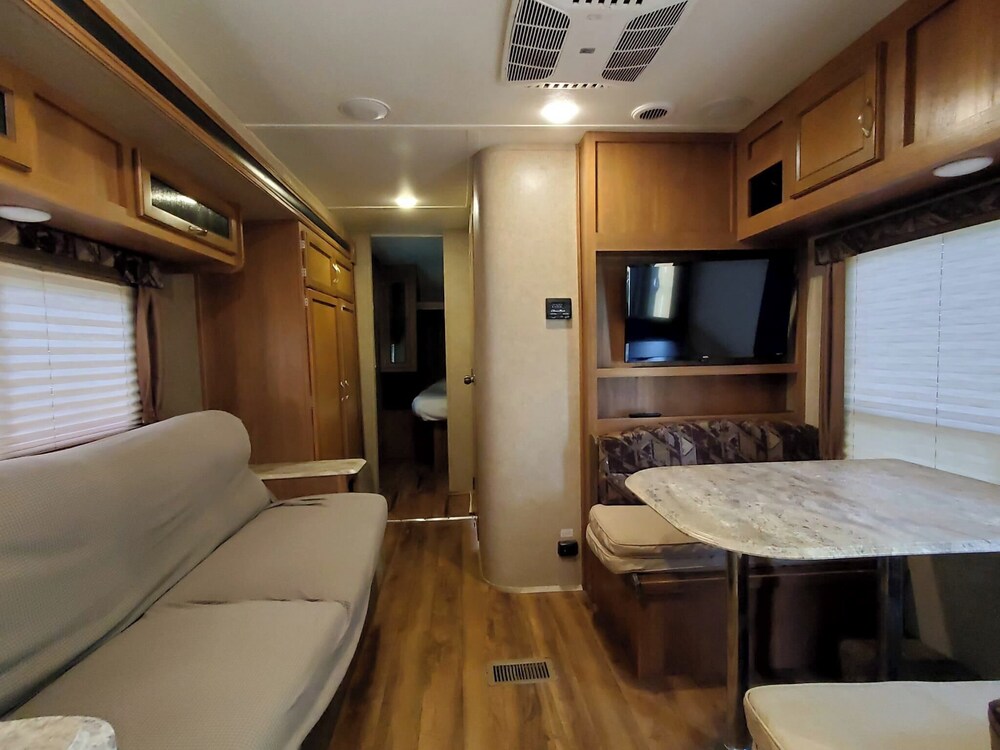 Serene Pinehurst Camper - Sleeps 2 - Pet Friendly