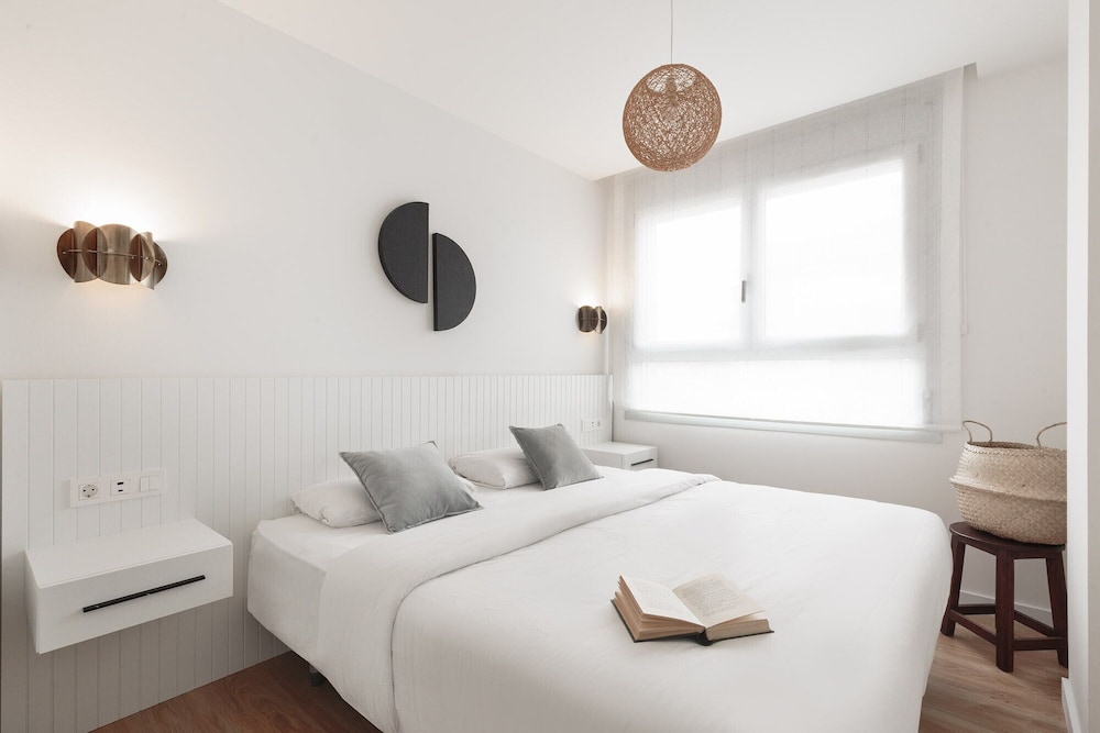 Port Forum Apartments By Olala Homes