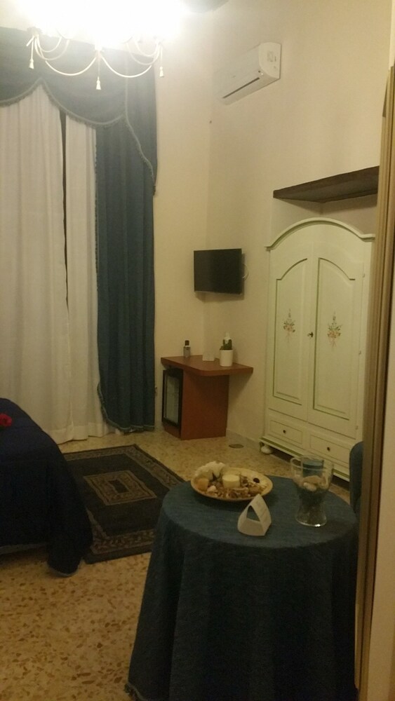 B&B Rochel
