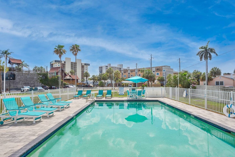 Boho Condo 3 3 Heated Pool