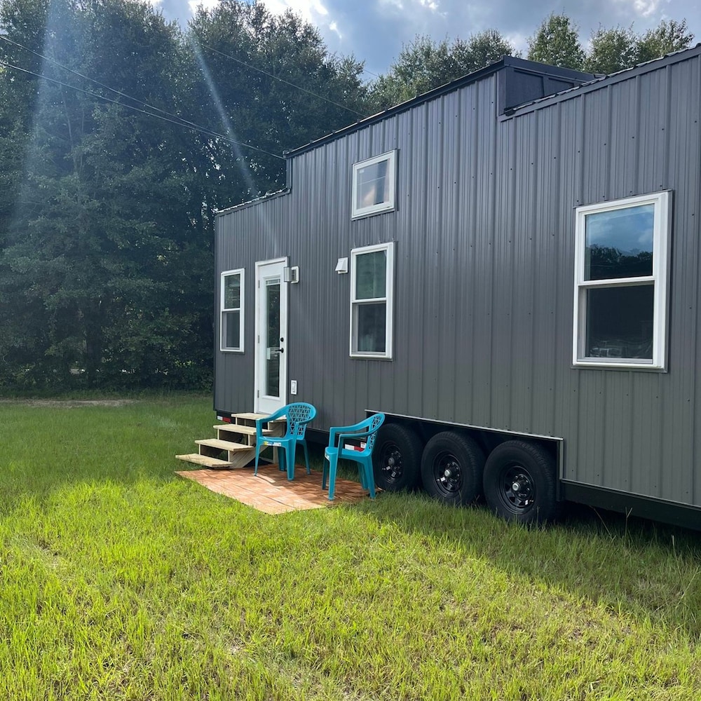 The Apex Tiny House in Marianna