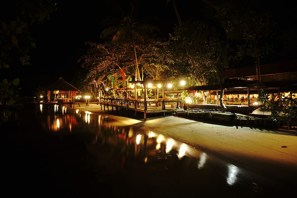 Raja Ampat Dive Lodge