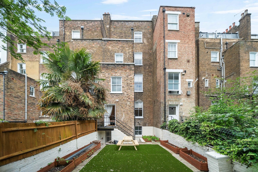 Charming Notting Hill Basement Flat With Garden
