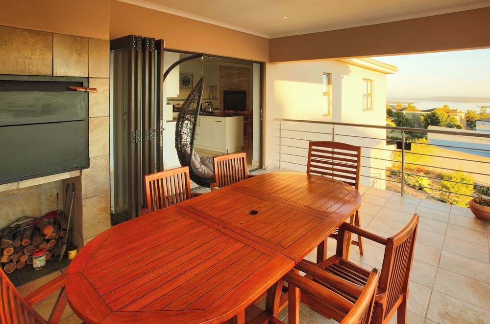 Sa-Ais, Langebaan 6-sleeper