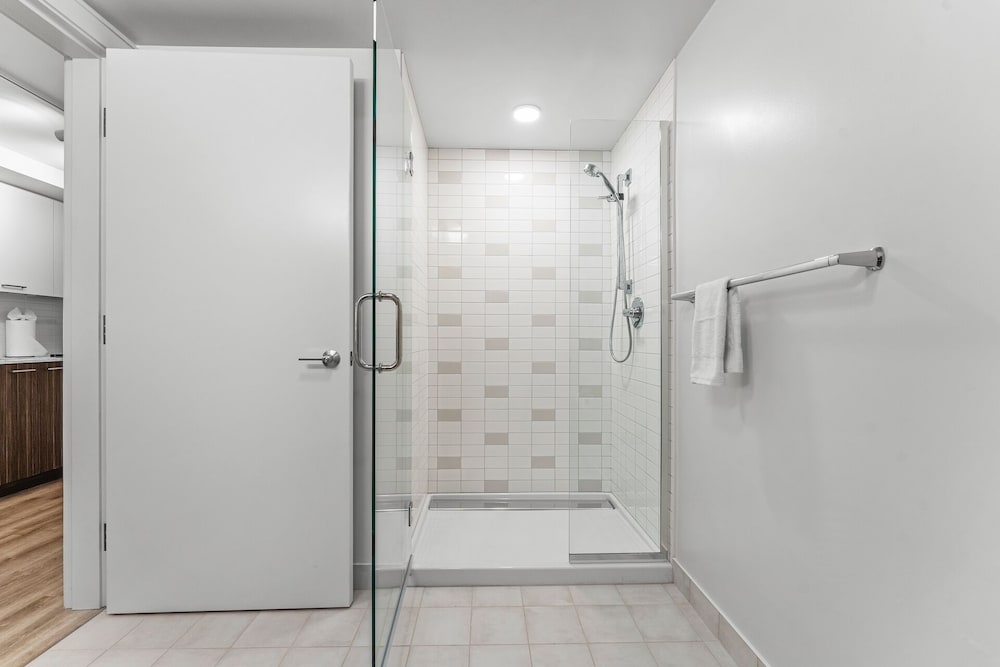 Furnished Apts near Harvard Stadium