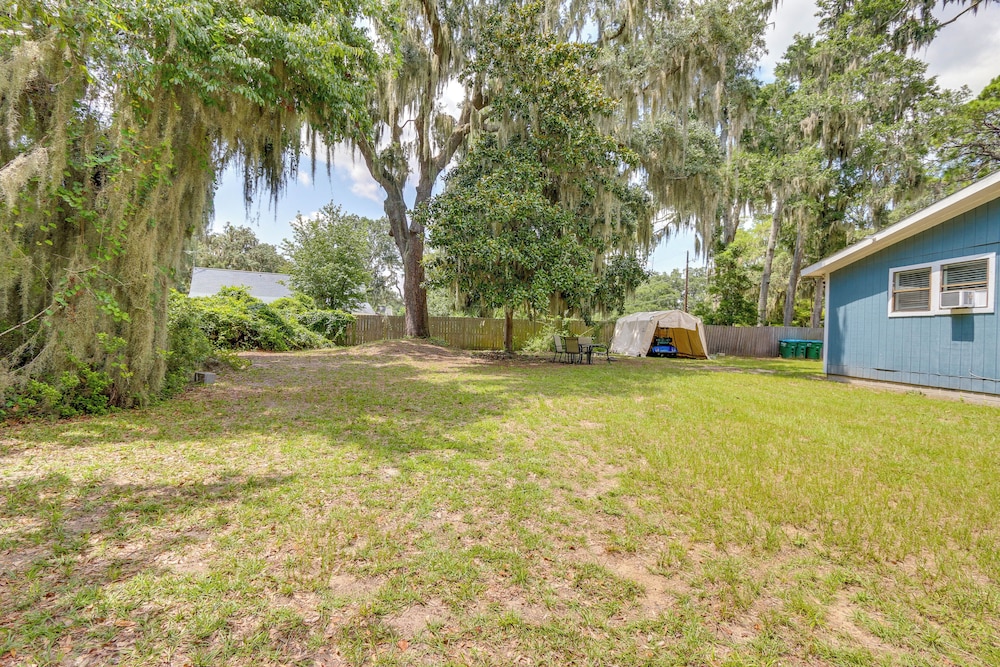 1 Mi to Sands Beach: Walkable Island Home w/ Yard!