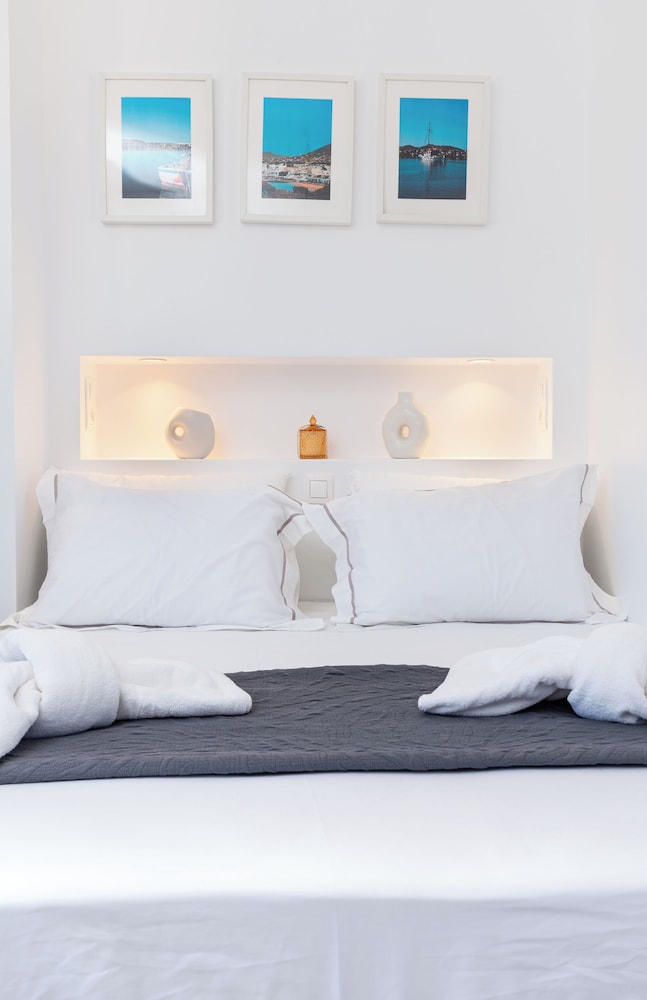 Aitheras Luxury Suites