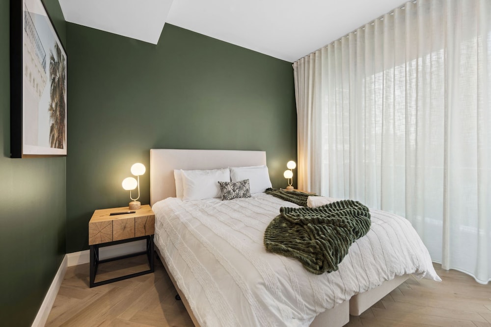 Luxury Apartment - Oracle Broadbeach