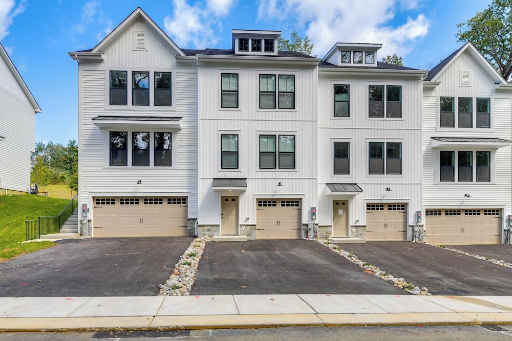 Modern Gem Near Historic Annapolis & Naval Academy