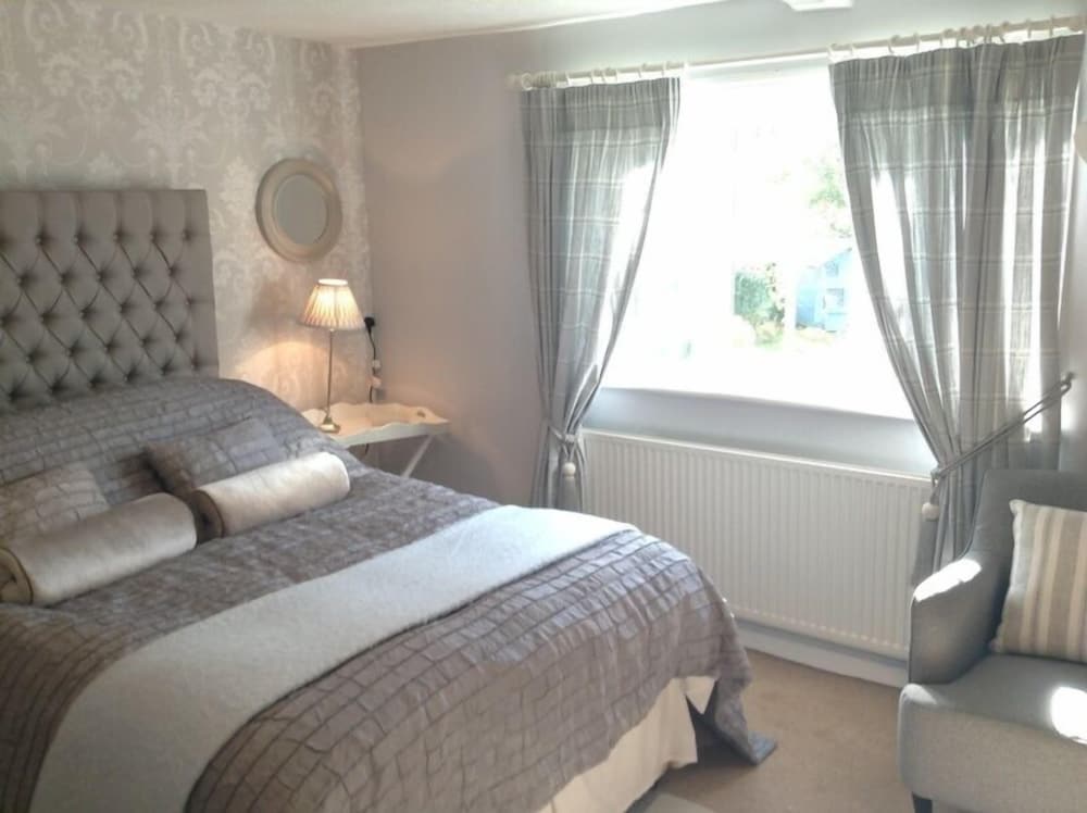 Birtles Farm Bed and Breakfast view 3