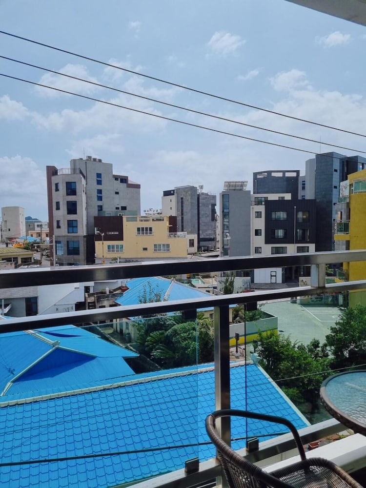 Cheonjiyeon Crystal Hotel 30