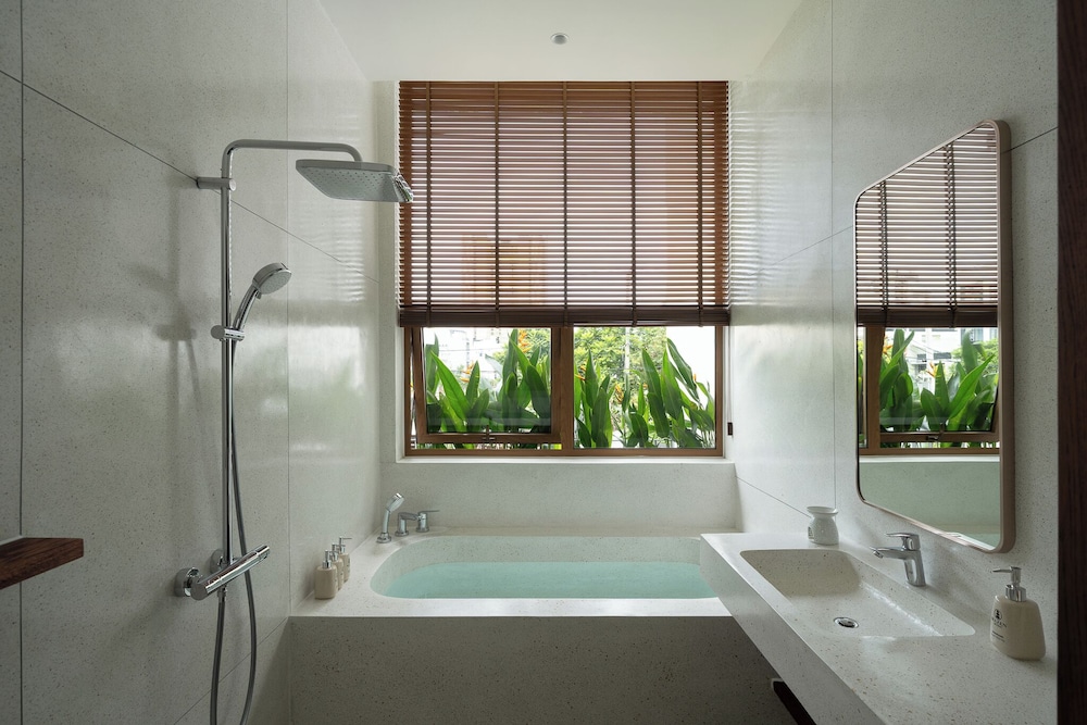 Wazen Retreat Villa Da Nang