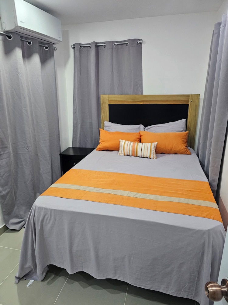 hermoso apartamento a 2 minutos de todo view 2