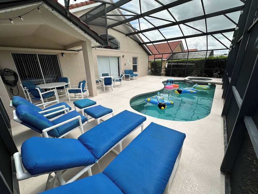 The Beauty of Solana Near Disney and Universal